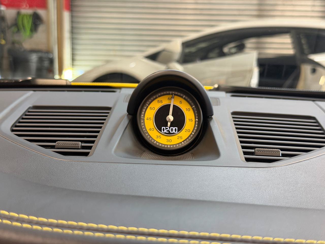 Used 2022 Porsche 911 Turbo S AWD/4WD image 32