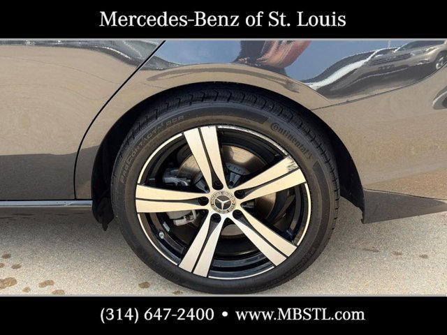 Certified 2026 Mercedes-Benz C 300 4MATIC Sedan image 9