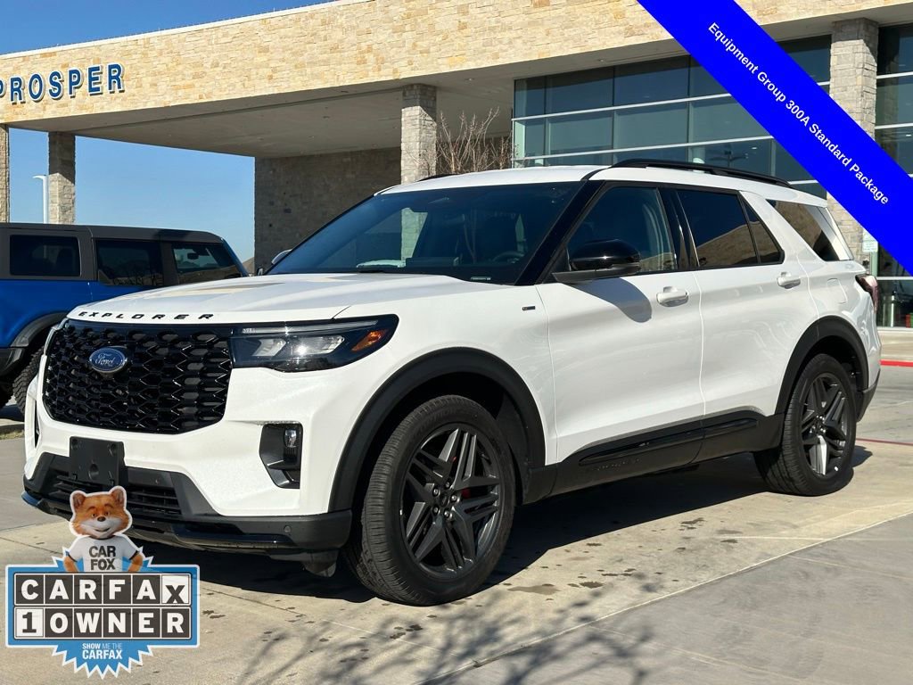 Used 2025 Ford Explorer ST-Line w/ ST-Line Street Pack image 9