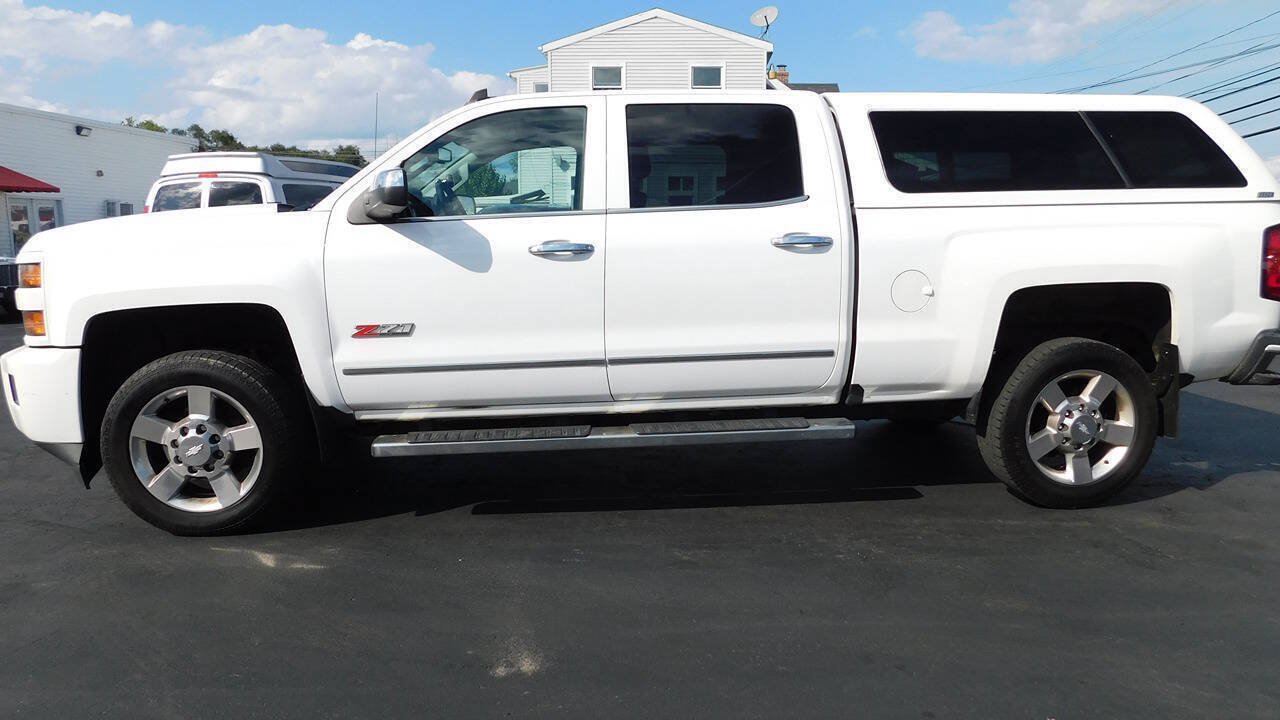 Used 2016 Chevrolet Silverado 2500 LTZ w/ Custom Sport Edition AWD/4WD image 8