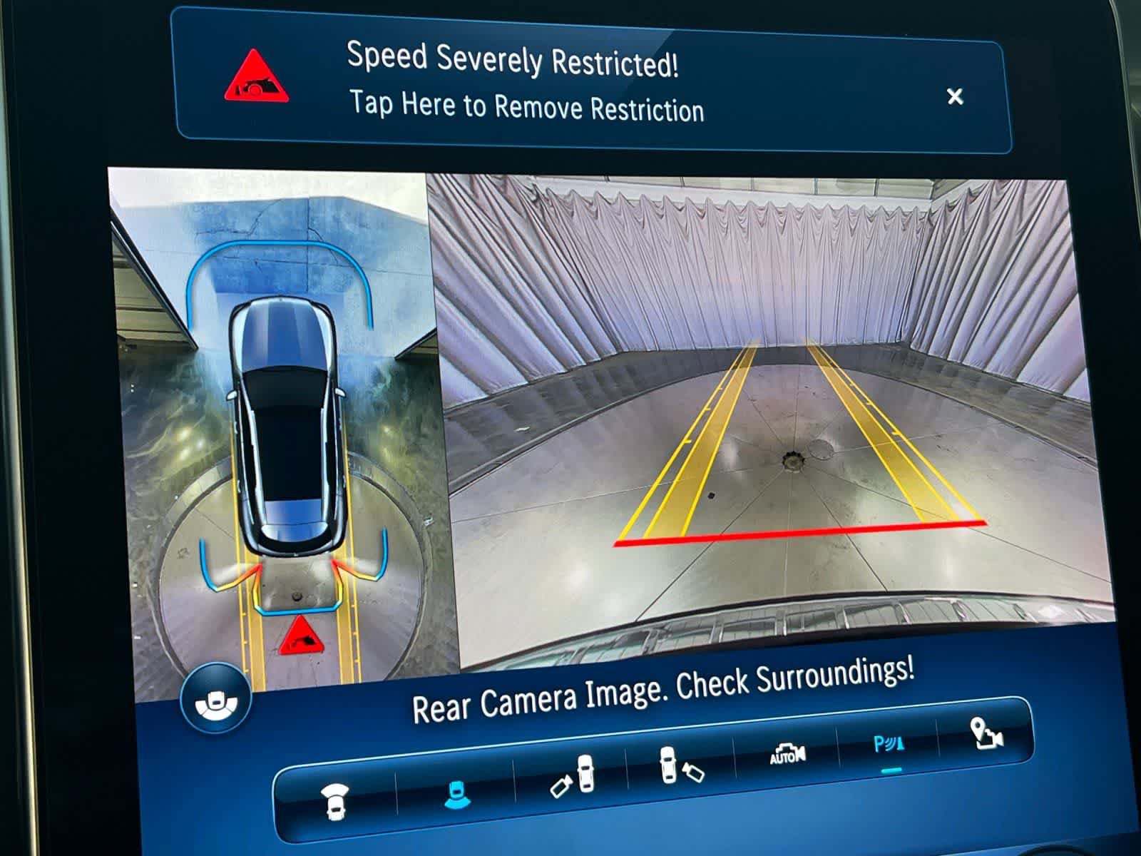 Used 2023 Mercedes-Benz GLC 300 4MATIC w/ Exclusive Trim Package image 20