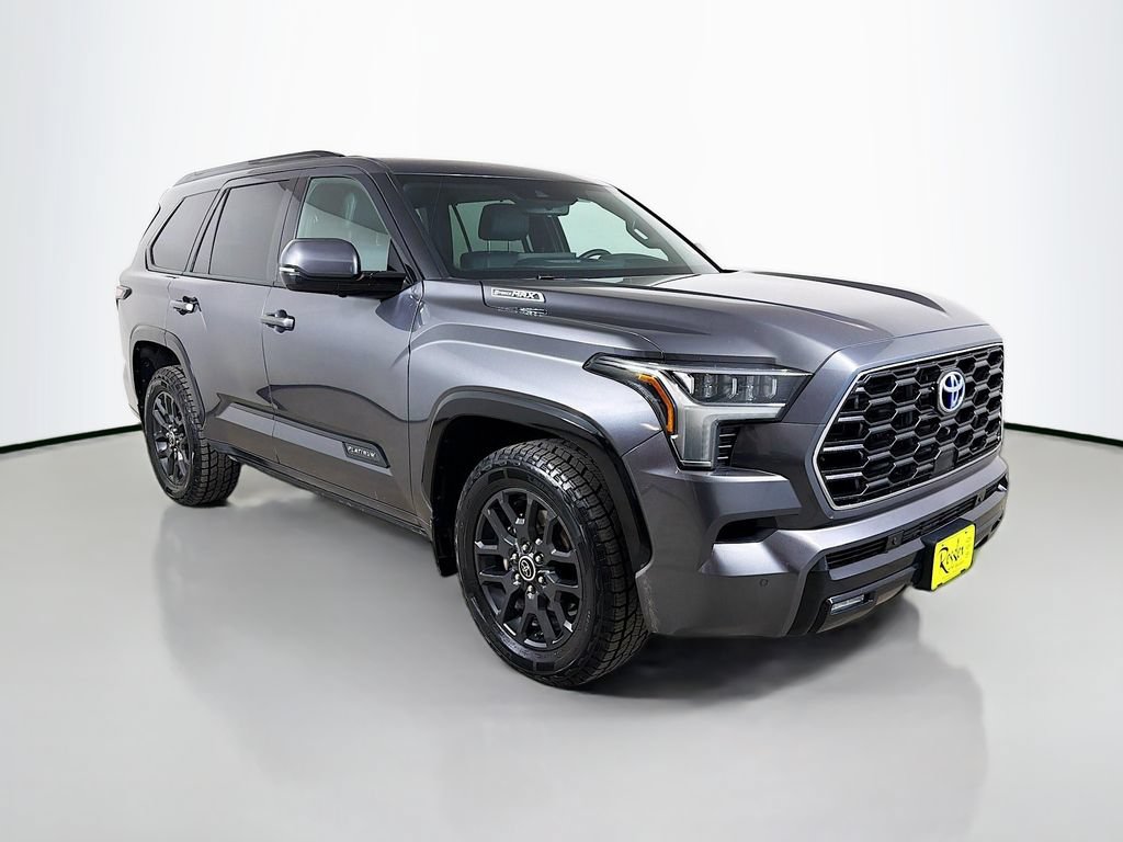 Used 2023 Toyota Sequoia Platinum AWD/4WD image 4