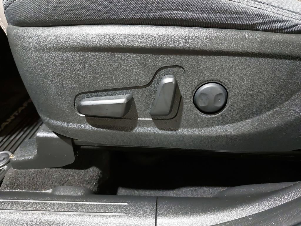 Certified 2023 Hyundai Santa Fe SEL AWD/4WD image 30