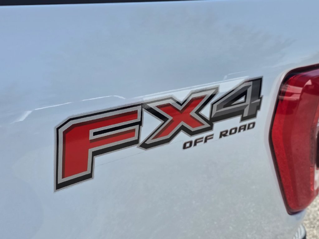Used 2022 Ford F150 Lariat w/ Max Trailer Tow Package AWD/4WD image 29