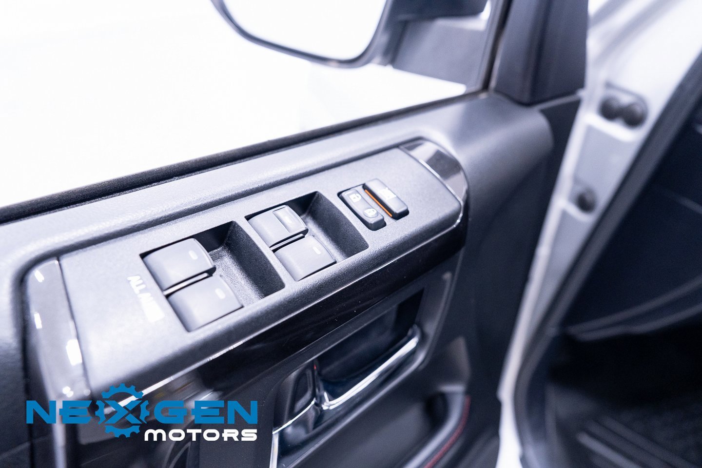 Used 2019 Toyota 4Runner TRD Off-Road Premium image 22