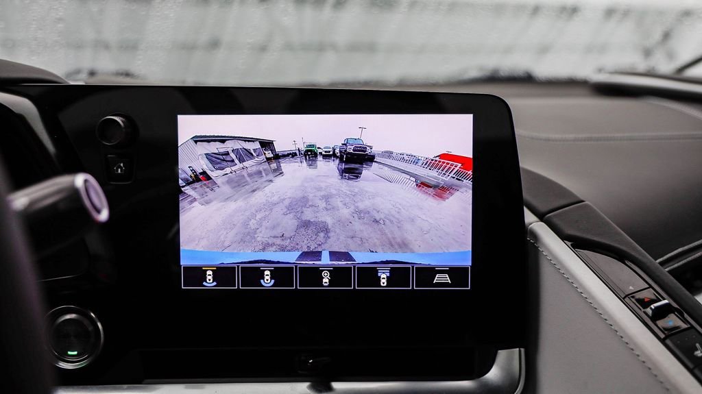 Used 2021 Chevrolet Corvette Stingray Premium Conv w/ Z51 Performance Package image 25