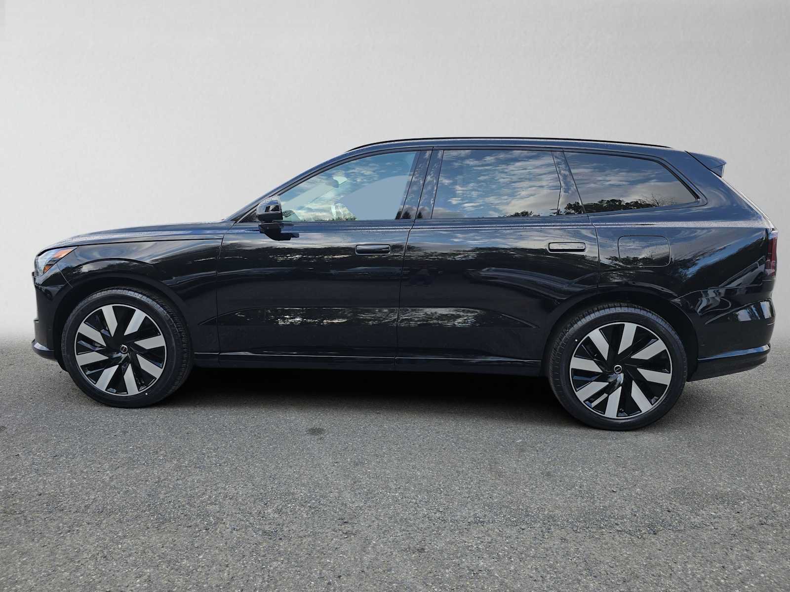 New 2026 Volvo EX90 Ultra AWD/4WD image 6