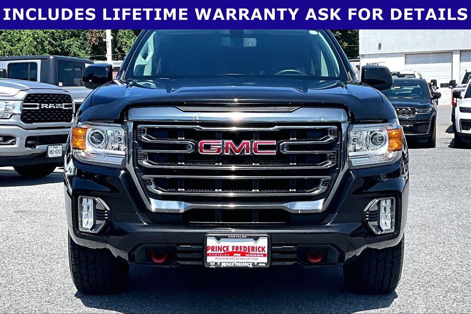 Used 2022 GMC Canyon AT4 w/ Trailering Package AWD/4WD image 2