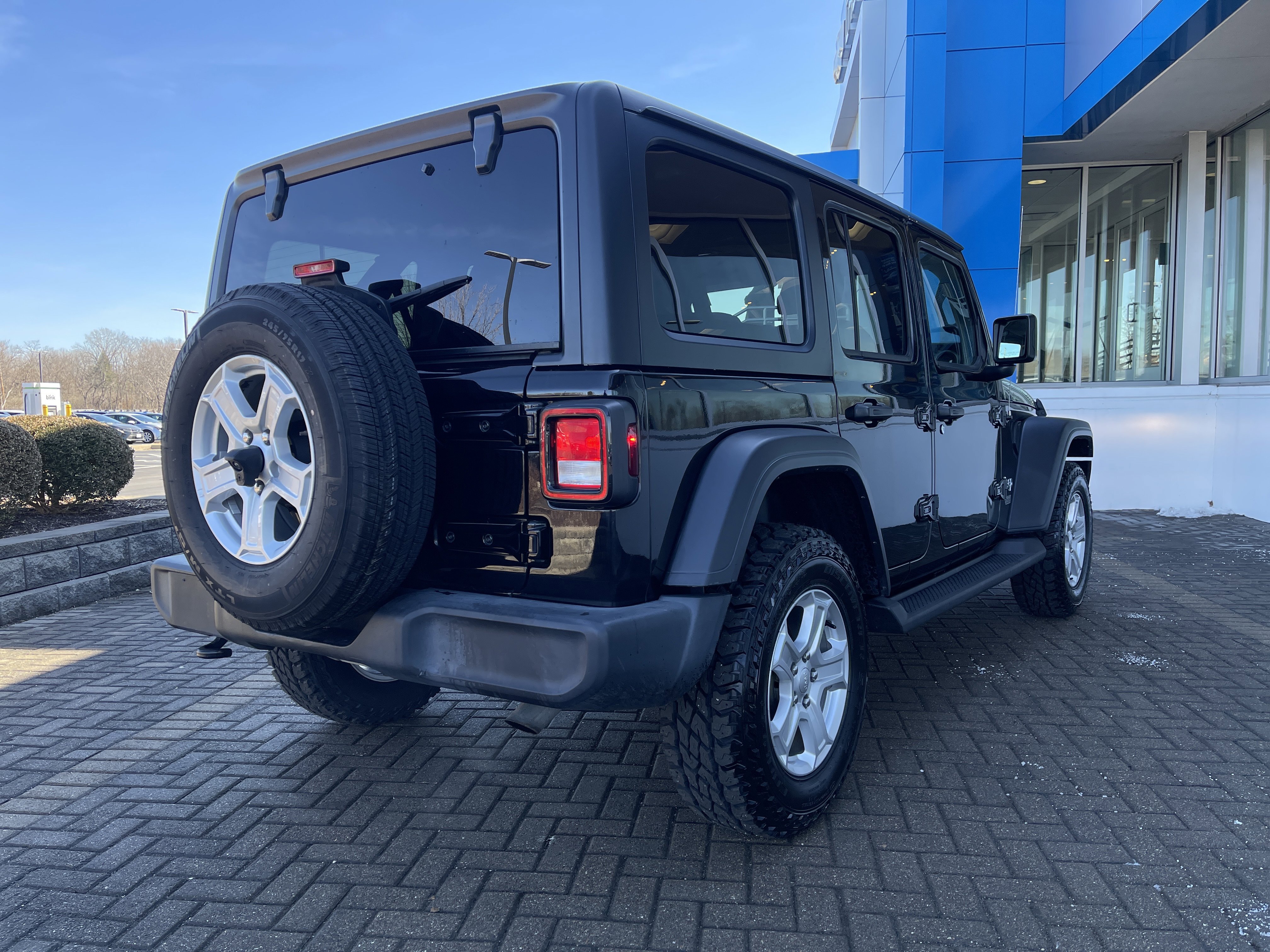 Used 2021 Jeep Wrangler Unlimited Sport S image 5