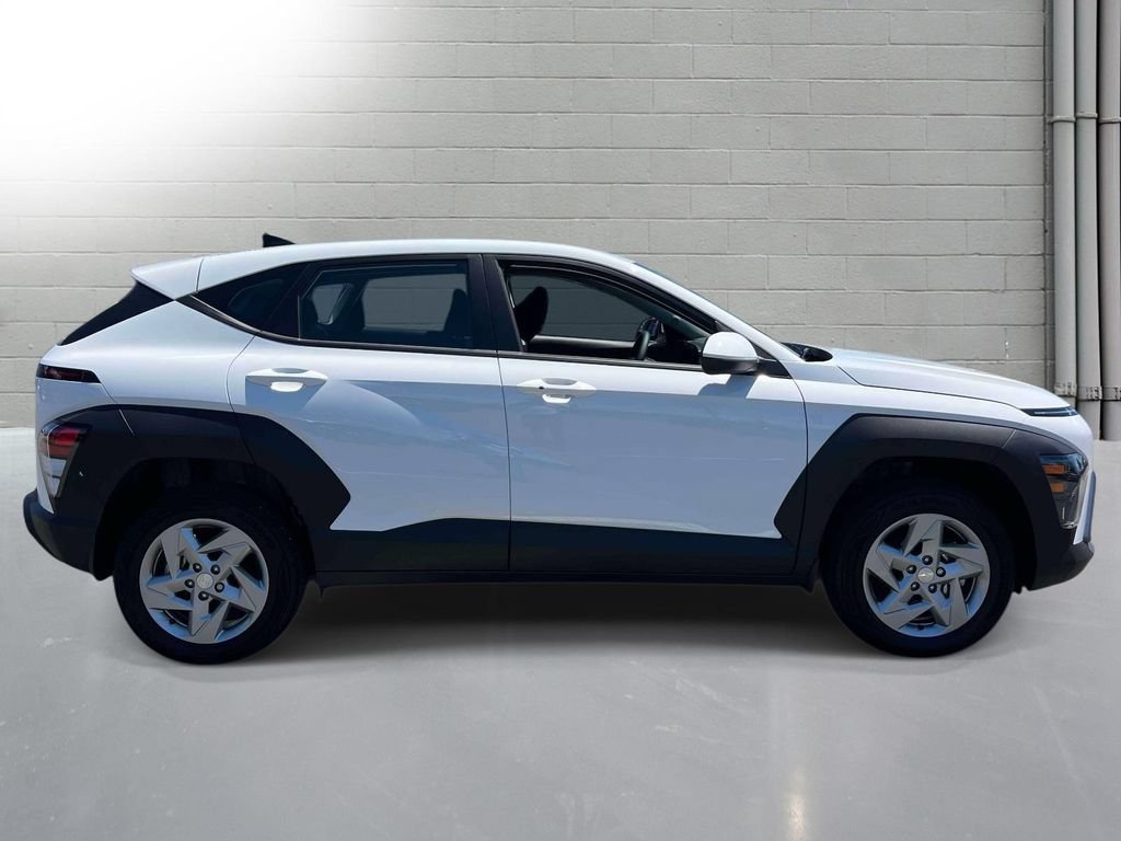 Used 2026 Hyundai Kona SE AWD/4WD image 5