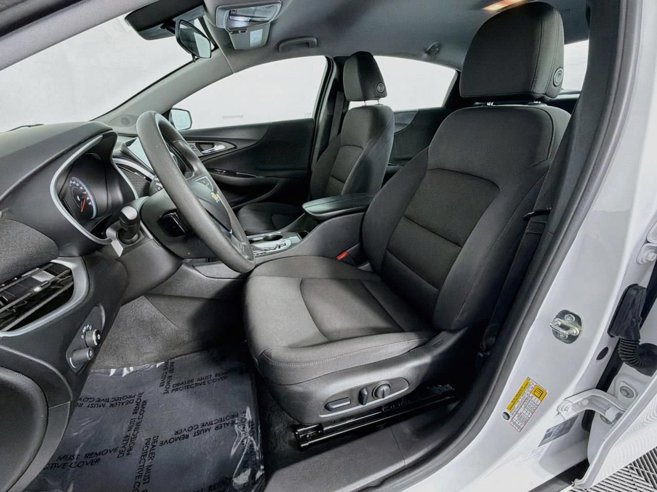 Used 2023 Chevrolet Malibu LT FWD image 32