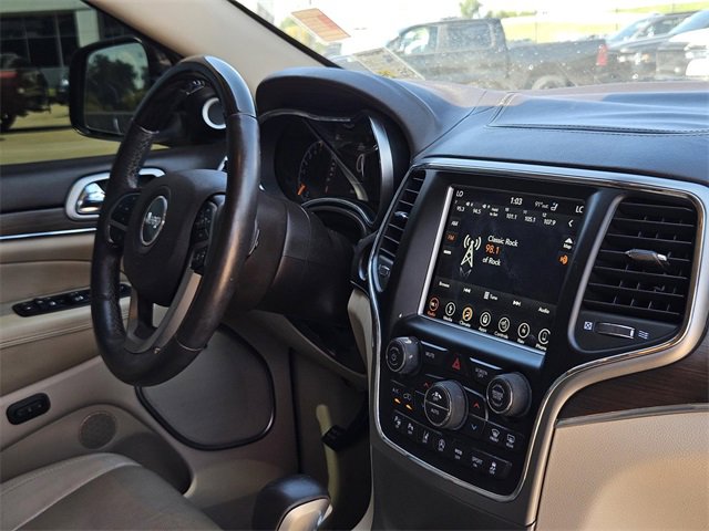 Used 2018 Jeep Grand Cherokee Overland image 35