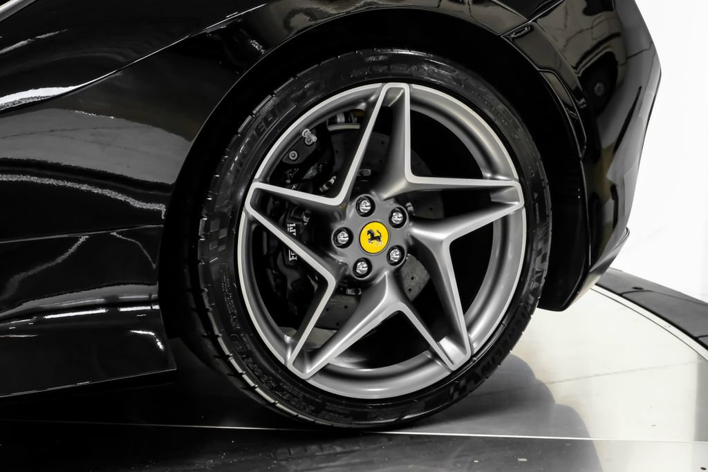 Used 2022 Ferrari F8 Tributo RWD image 47