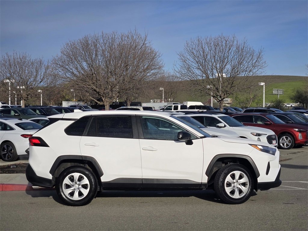 Used 2024 Toyota RAV4 LE image 3