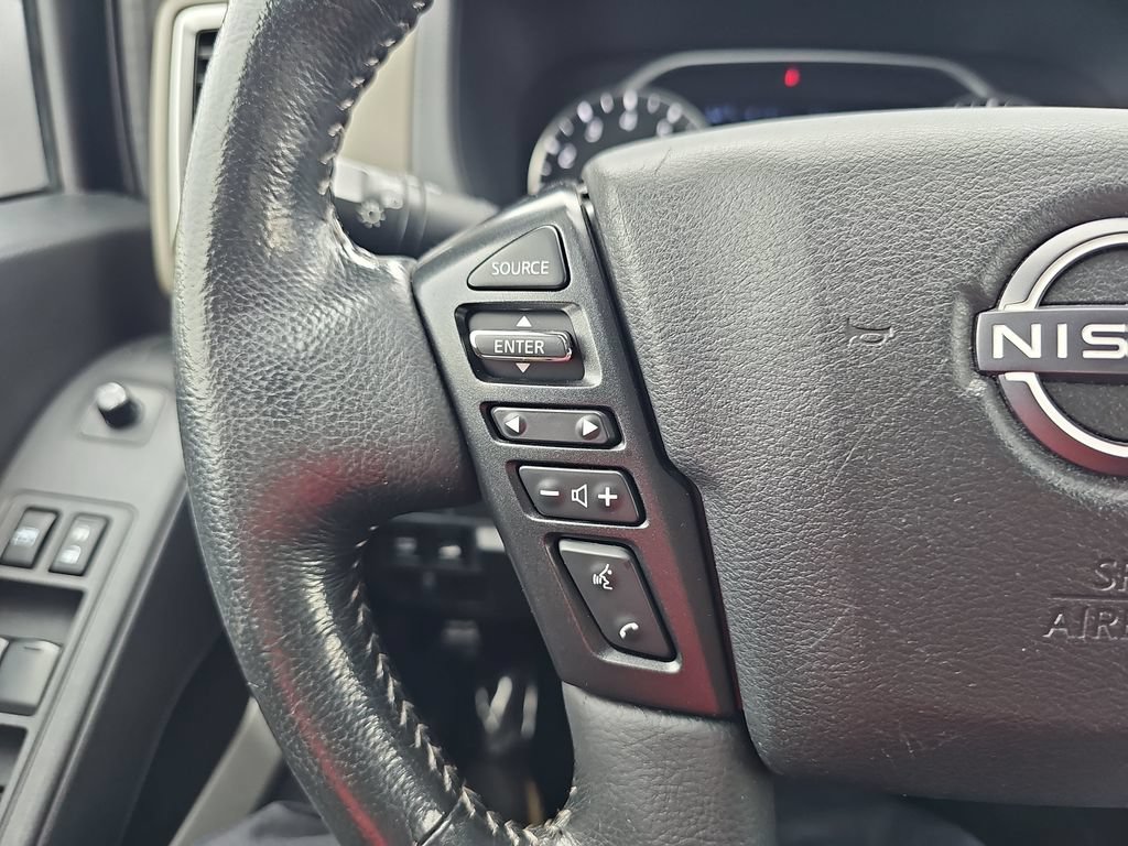 Used 2022 Nissan Frontier SV AWD/4WD image 17