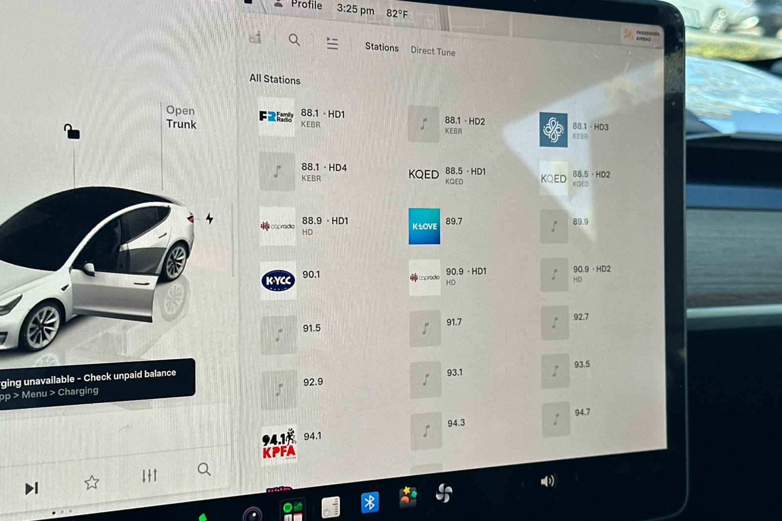 Used 2023 Tesla Model 3 Standard Range RWD image 17