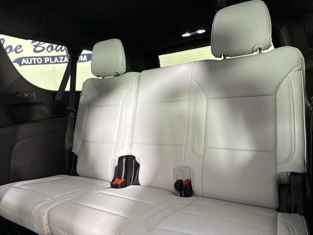 New 2026 Chevrolet Suburban Premier image 15