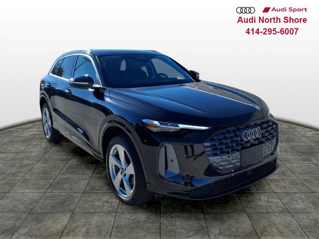 Used 2025 Audi Q5 Premium Plus w/ Premium Plus AWD/4WD image 1