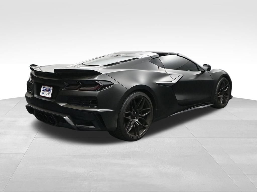 Used 2024 Chevrolet Corvette Z06 RWD image 5