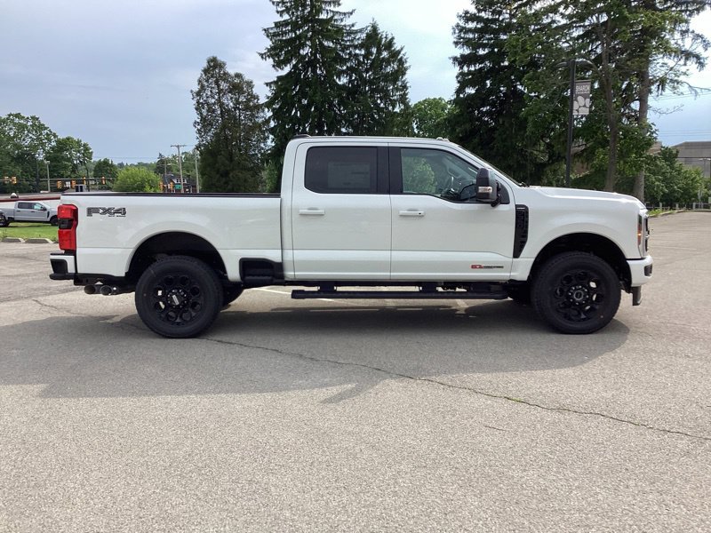 New 2026 Ford F350 Lariat w/ Black Appearance Package AWD/4WD image 8