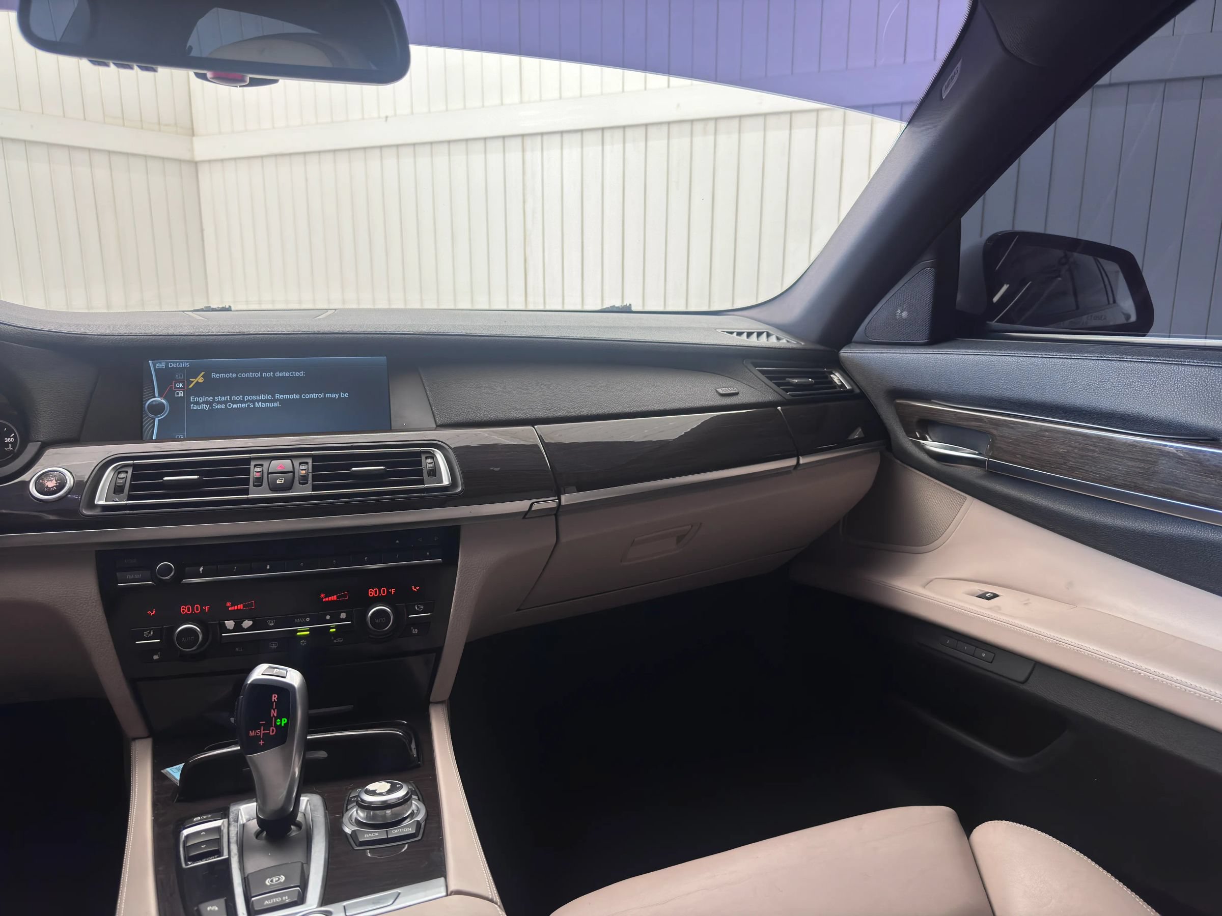 Used 2011 BMW 750i RWD image 15