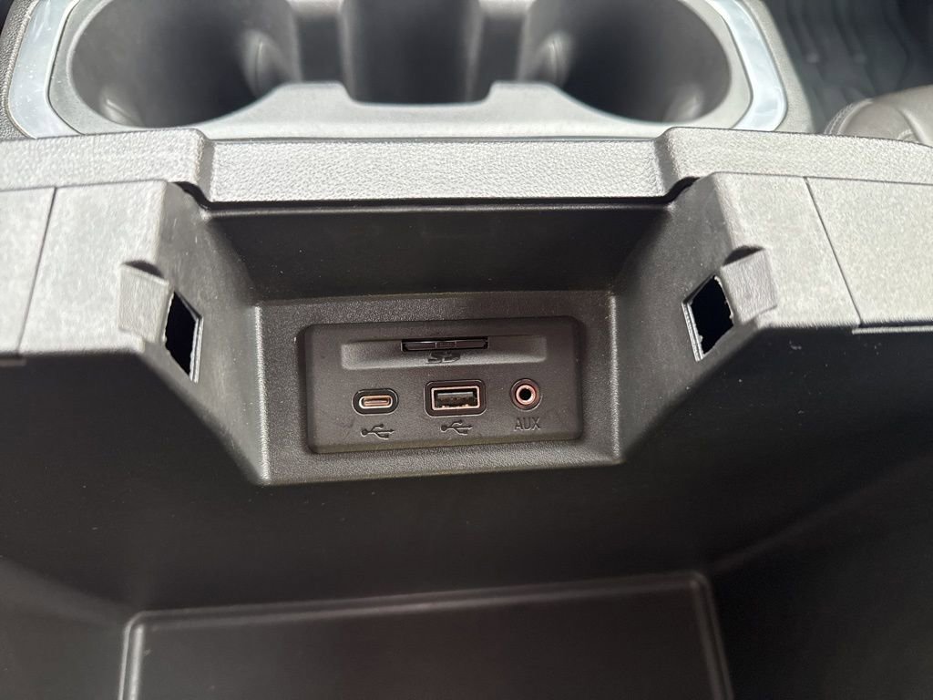 Used 2023 GMC Sierra 3500 Denali image 50