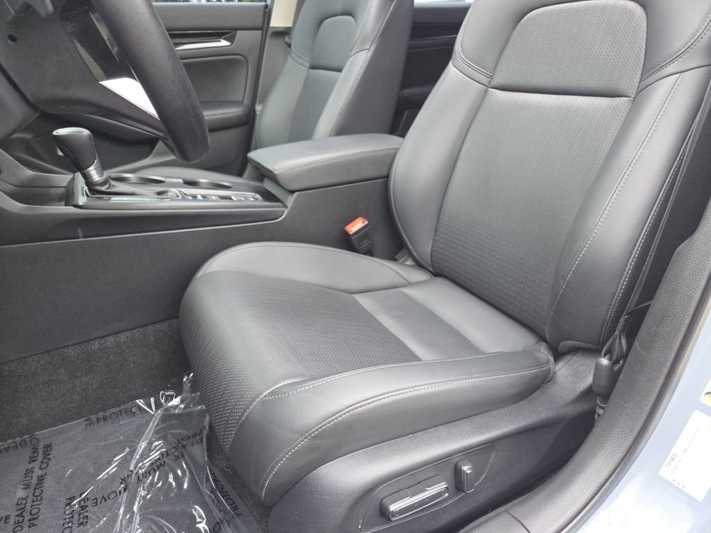 Used 2023 Honda Civic Touring image 29