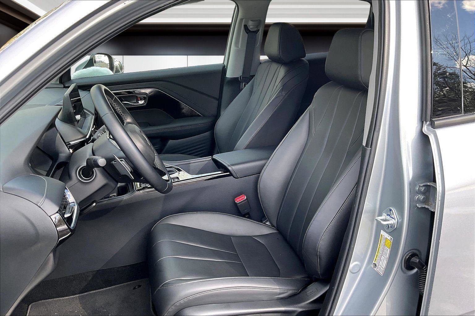 Certified 2025 Acura ADX FWD image 27