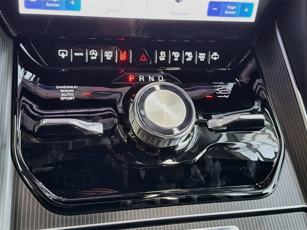 New 2026 Jeep Grand Wagoneer L Summit AWD/4WD image 15