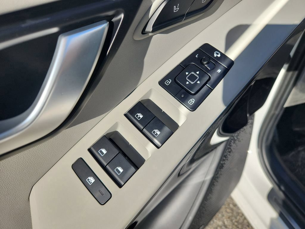New 2025 Kia Niro Wave w/ Wave Preserve Package FWD image 12