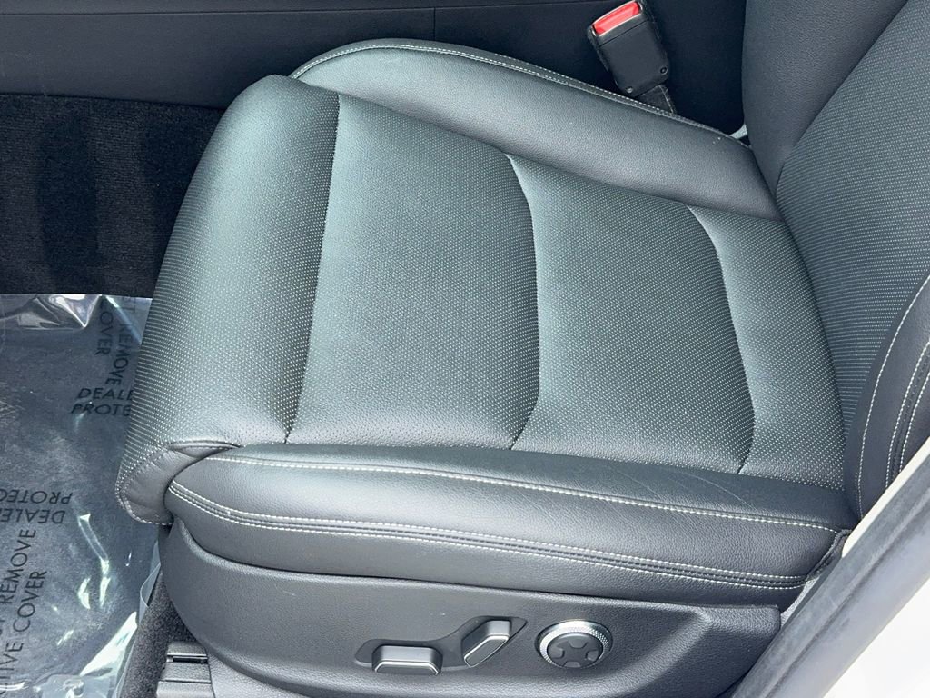 Used 2024 Genesis GV70 2.5T w/ Select Package image 37