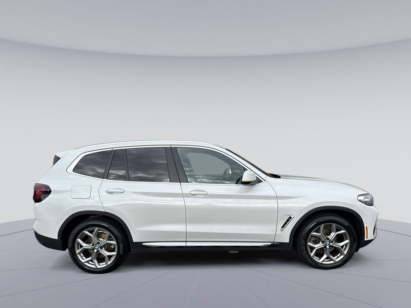 Used 2024 BMW X3 xDrive30i w/ Premium Package image 34