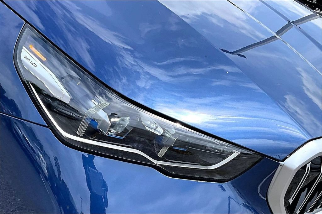 New 2026 BMW 540i xDrive w/ Premium Package AWD/4WD image 16