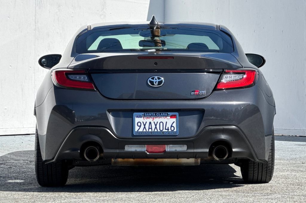 Used 2023 Toyota GR86 w/ ALL Weather Mat Package (TMS) image 4