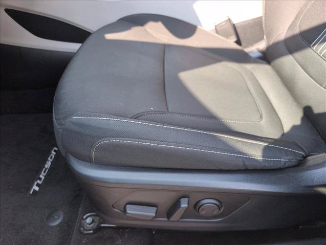 Certified 2024 Hyundai Tucson SEL AWD/4WD image 11