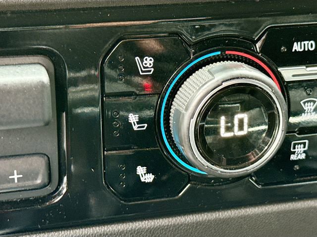 Used 2022 Chevrolet Silverado 1500 LTZ image 22