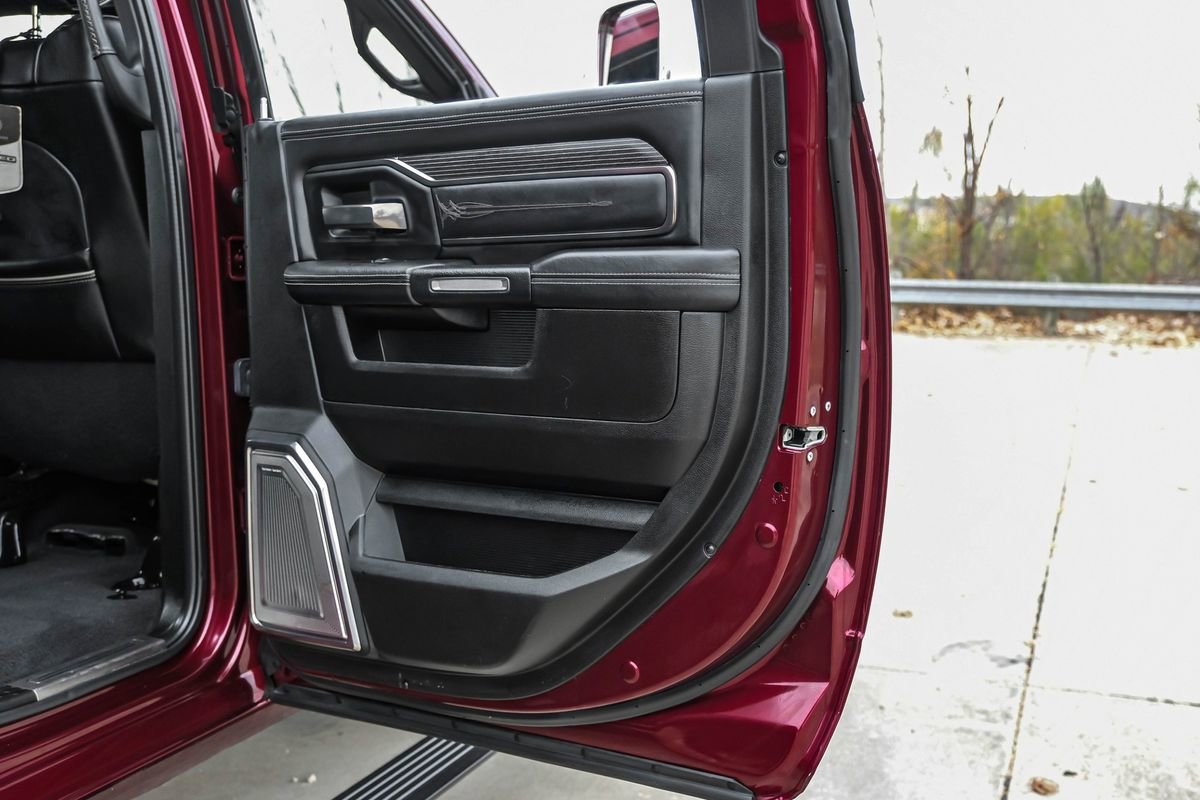 Used 2019 RAM 3500 Limited image 52