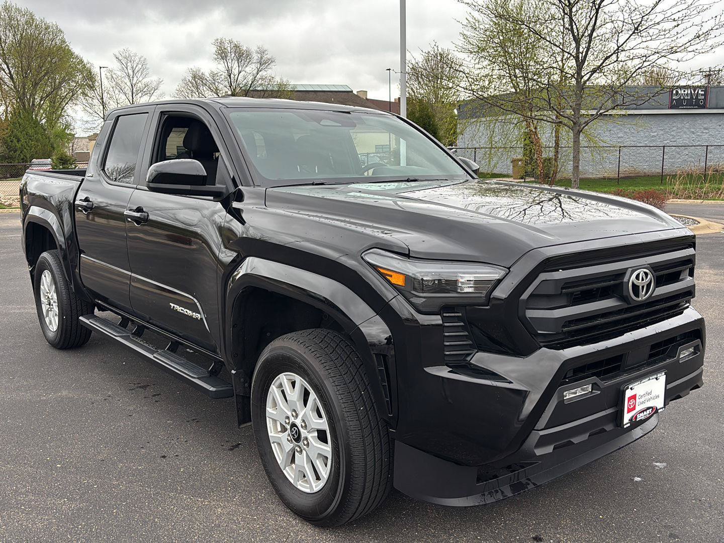 Used 2024 Toyota Tacoma SR5 AWD/4WD image 20