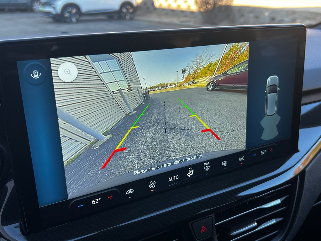 Used 2025 Ford Escape ST-Line w/ Equipment Group 301A image 31