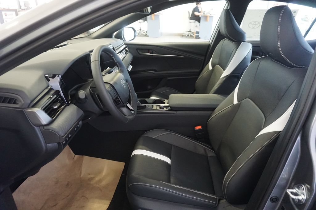 New 2026 Toyota Camry SE FWD image 21