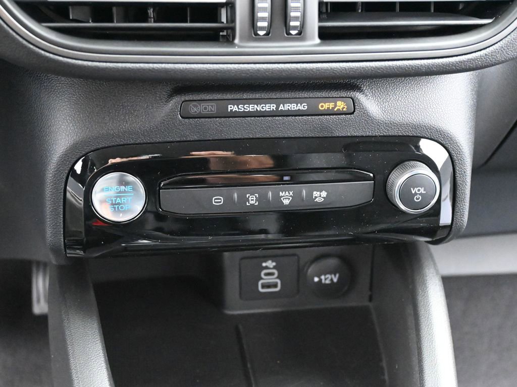 New 2025 Ford Escape SE image 20