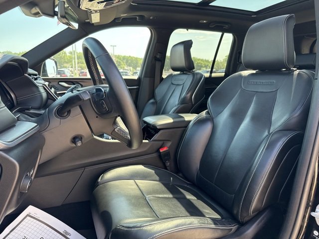 Used 2022 Jeep Grand Cherokee Overland w/ Luxury Tech Group IV image 11