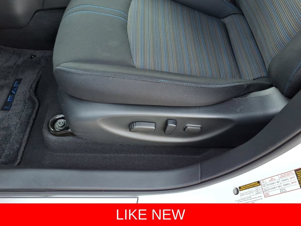 Certified 2024 Nissan Leaf SV Plus FWD image 5