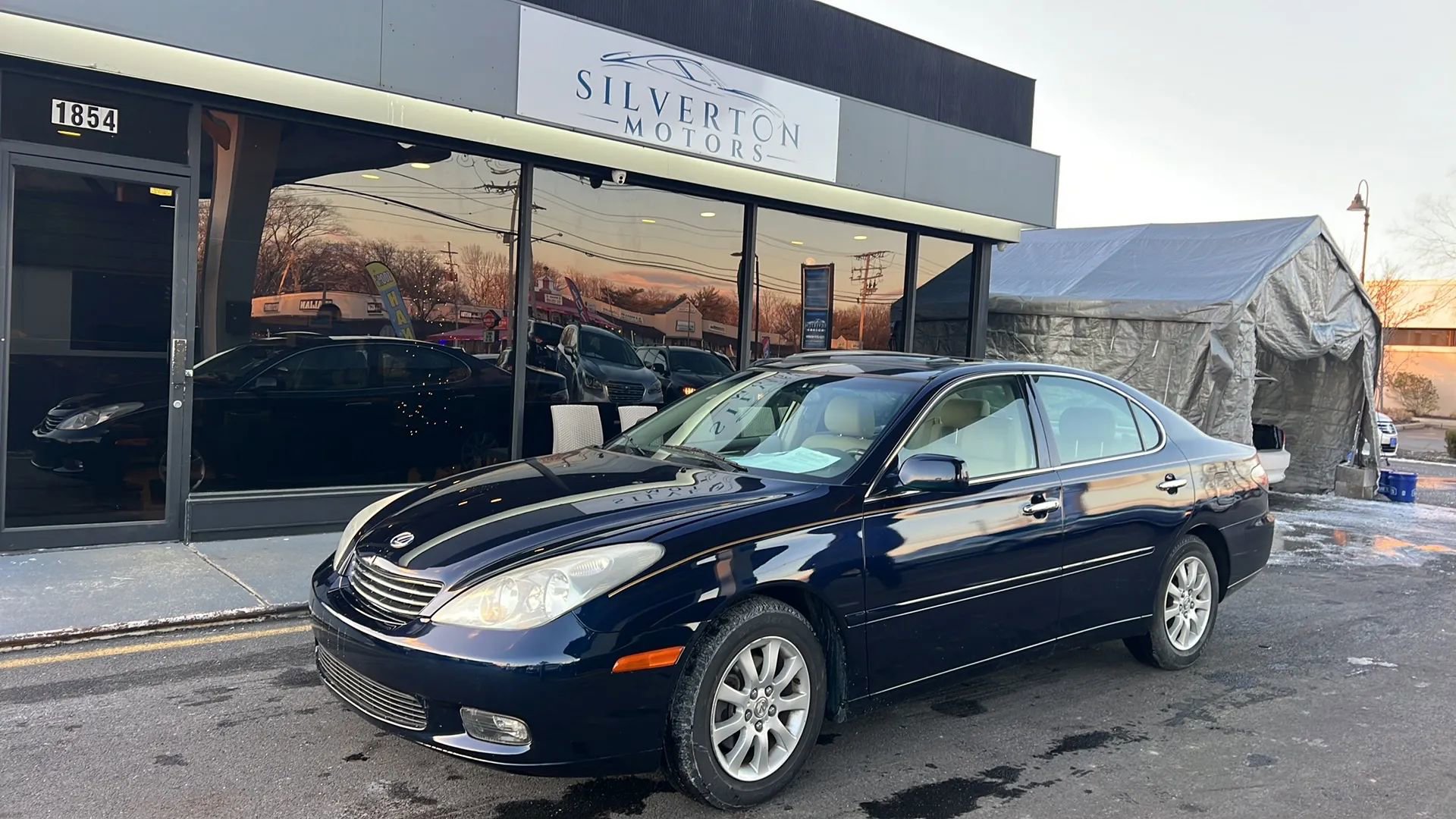Used 2004 Lexus ES 330 image 1