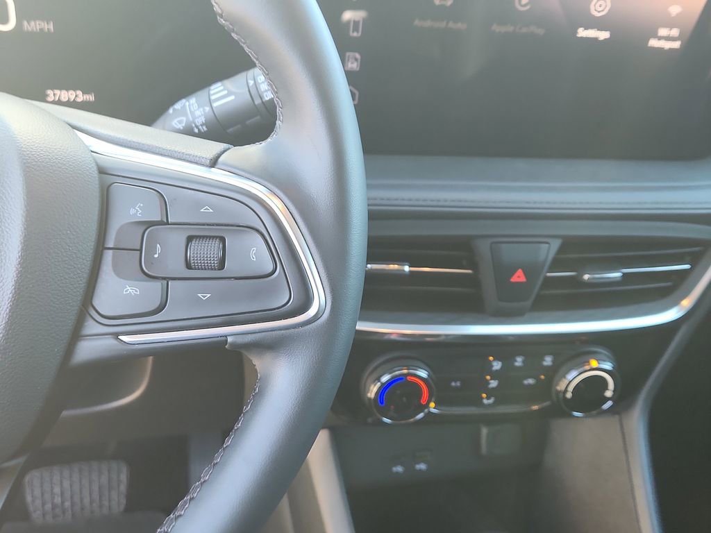 Used 2024 Buick Encore GX Sport Touring image 21