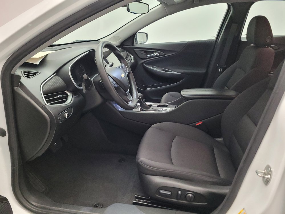 Used 2024 Chevrolet Malibu LT FWD image 17