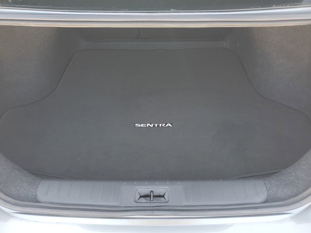 Used 2020 Nissan Sentra SV FWD image 23
