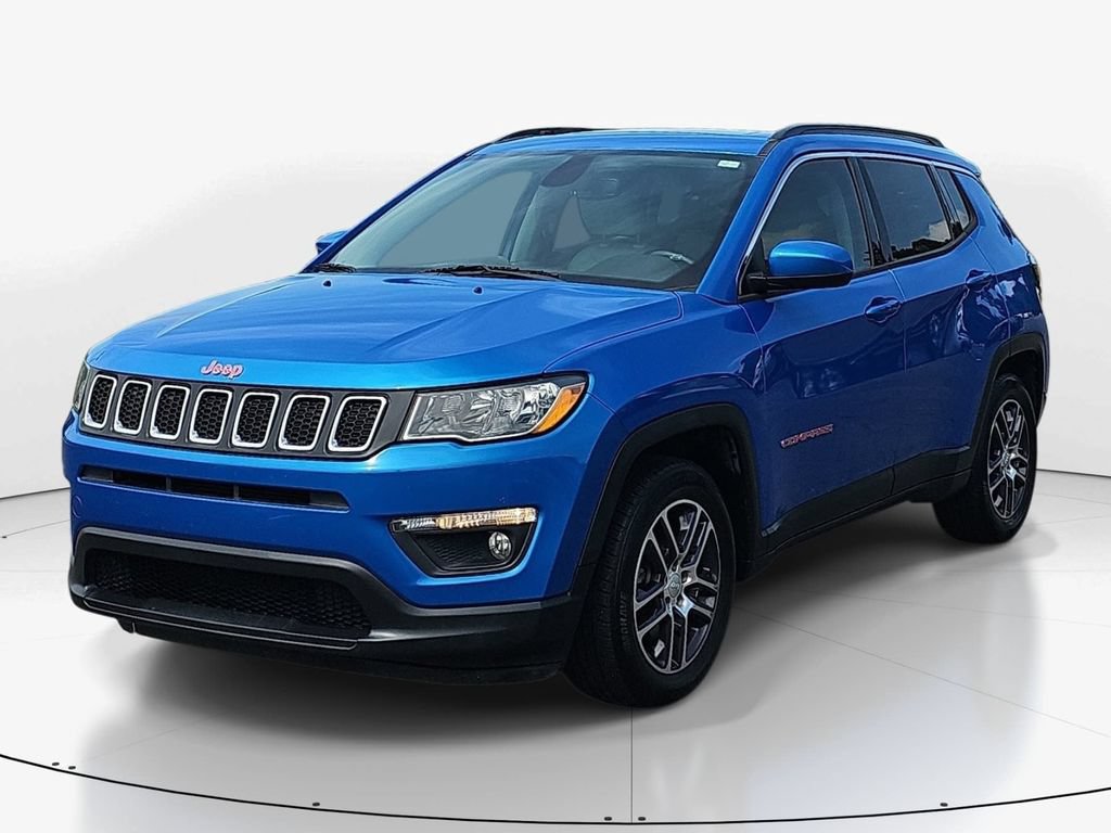 Used 2019 Jeep Compass Latitude w/ Popular Equipment Group FWD image 11