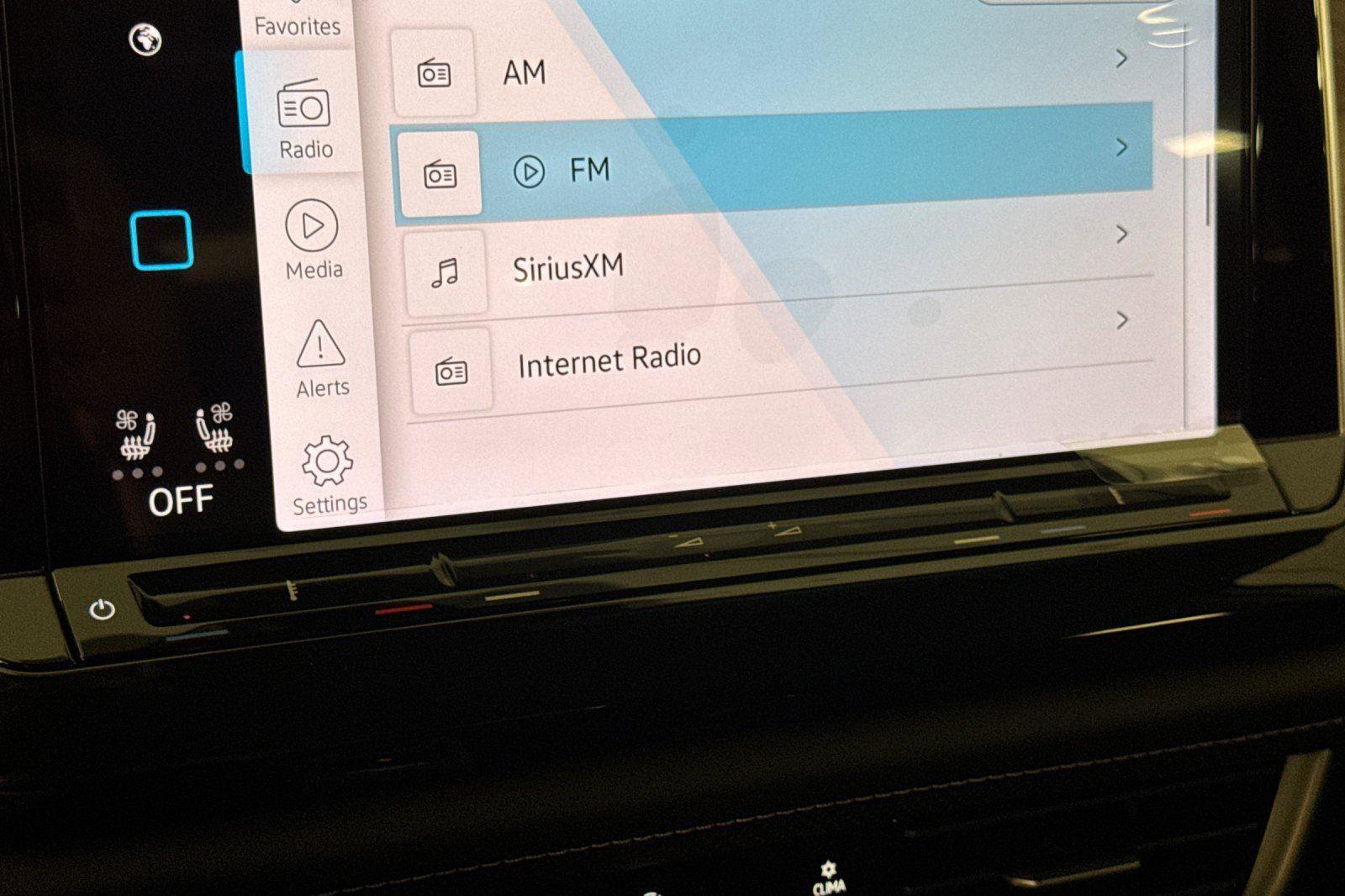 New 2026 Volkswagen Atlas SE image 20