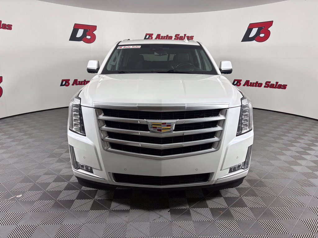 Used 2019 Cadillac Escalade Luxury AWD/4WD image 11